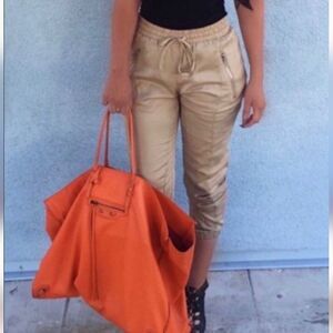 💙3 for $30💙 Bebe Cargo Drawstring Joggers Tan Small